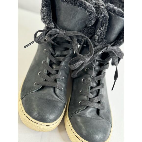 UGG Black Croft Luxe Quilt Shearling-Lined Boots, Women's Size 9 Style 1013908 - Picture 6 of 10